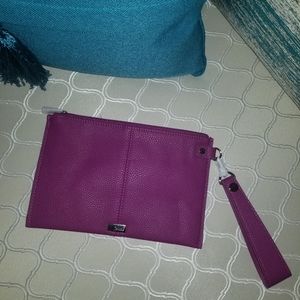 NWOT Thirty One Clutch